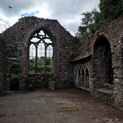 Chapel ruin in Bodmin