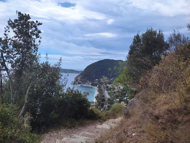 The Nietsche Path Èze is quite challenging so getting close to Eze-sur-Mer is a relief