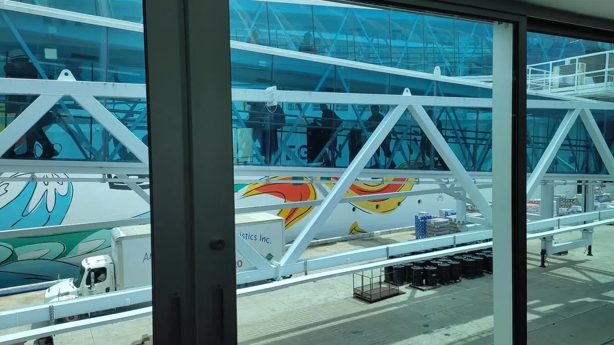 Tunnel for boarding of Norwegian Getaway in Port Canaveral