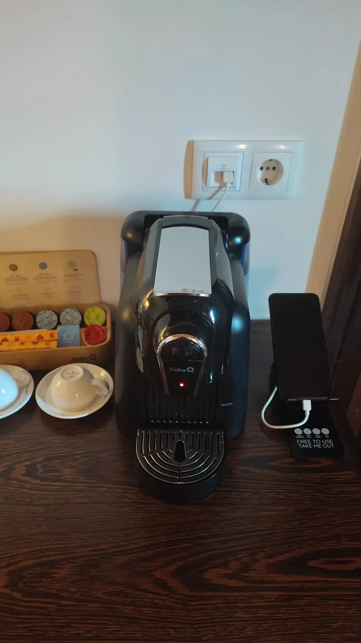 Coffee maker in room, Fortaleza do Guincho