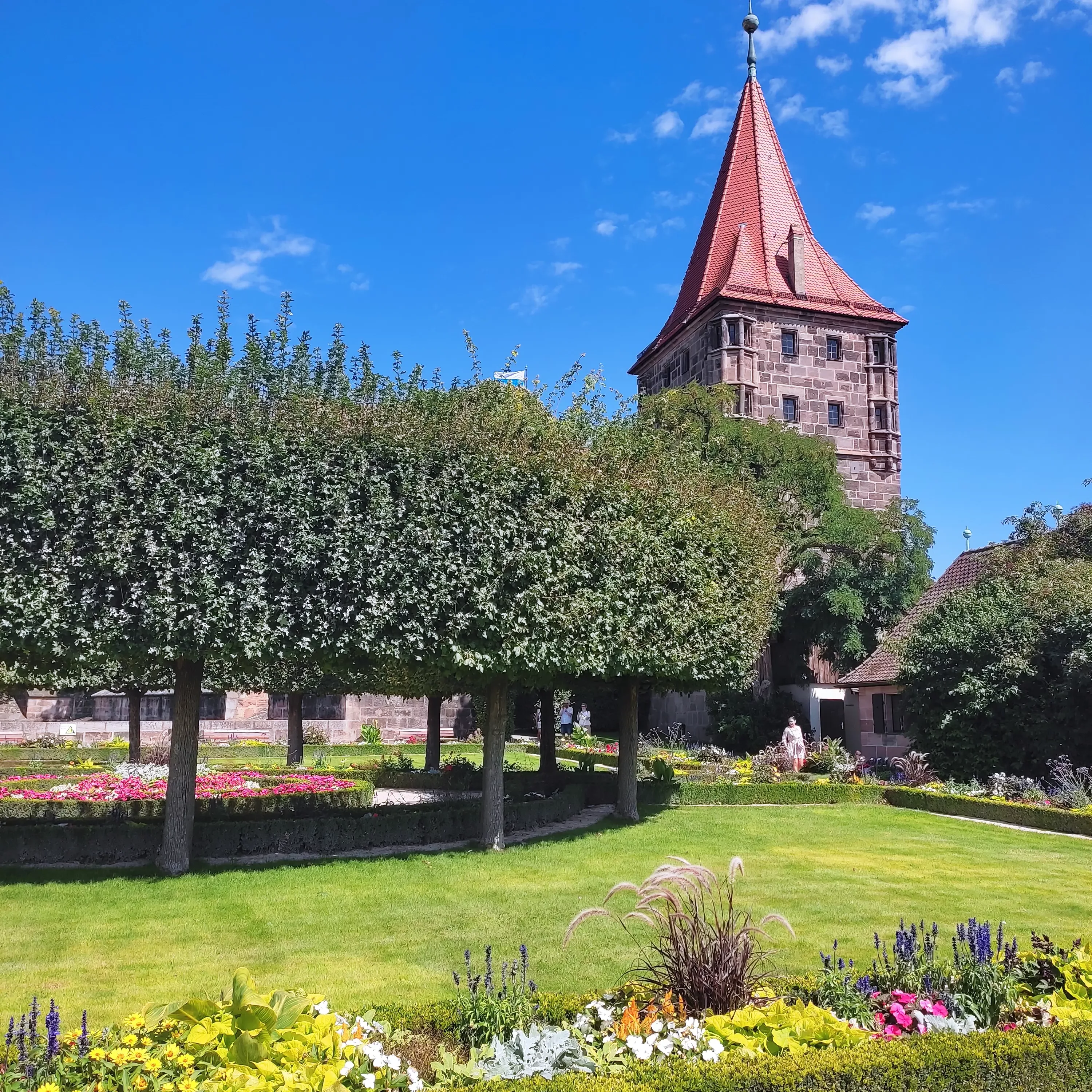 Beautiful garden with a circle of trees at Nuremberg's Castle