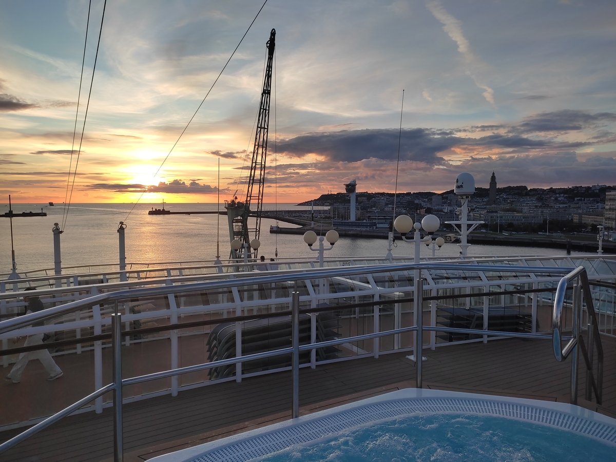 Sunset over Le Havre seen from NCL Dawn