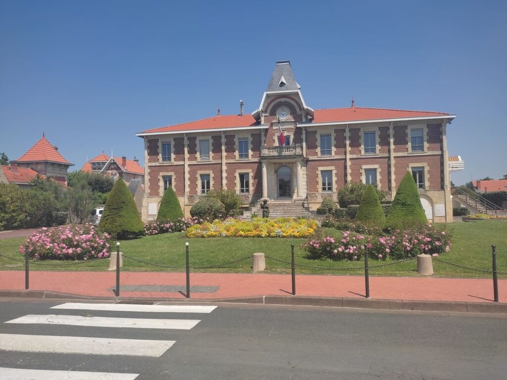 Soulac City Hall with small garden in front