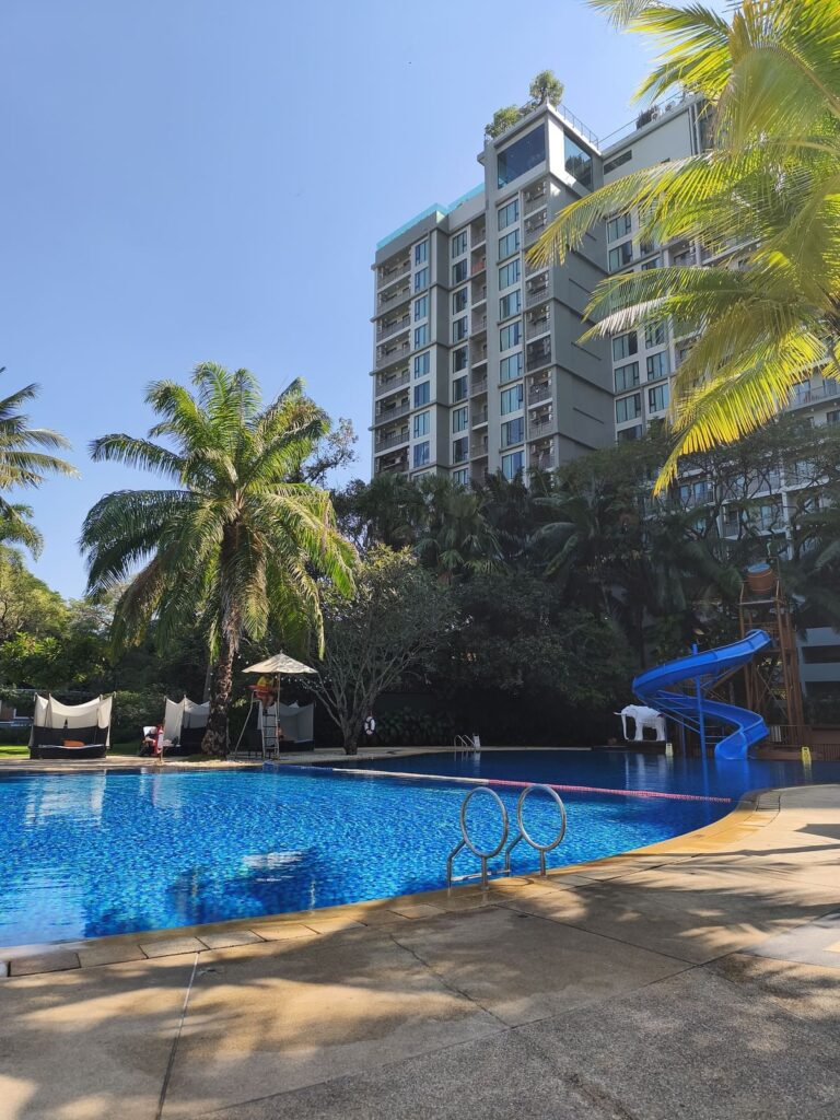 Pool at Shangri-la in Chiang Mai