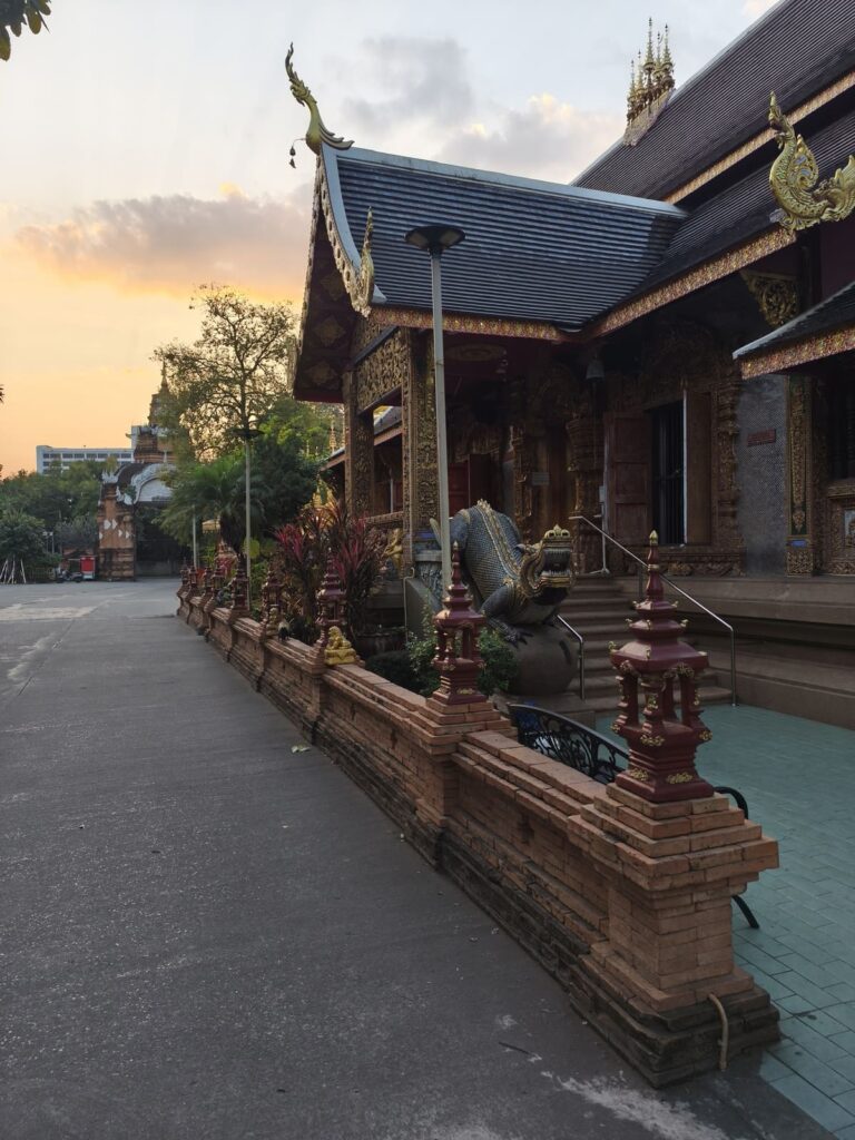 Wat Chai Mongkol in the evening