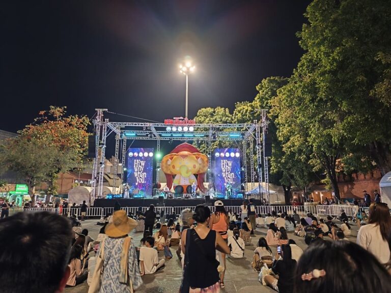 Concert at Sunday Night Market