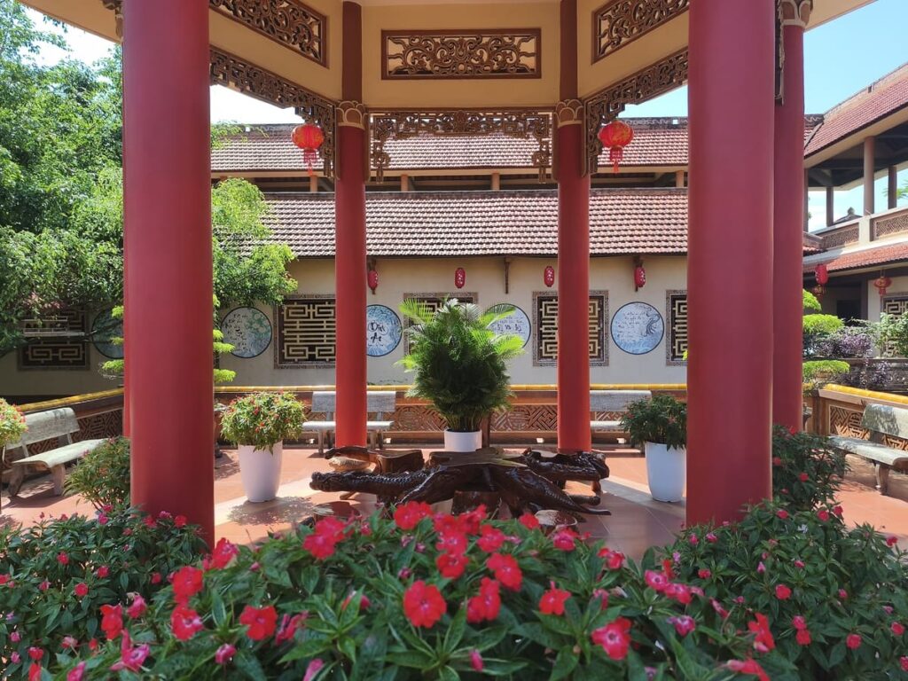 Pavillion with table and seats