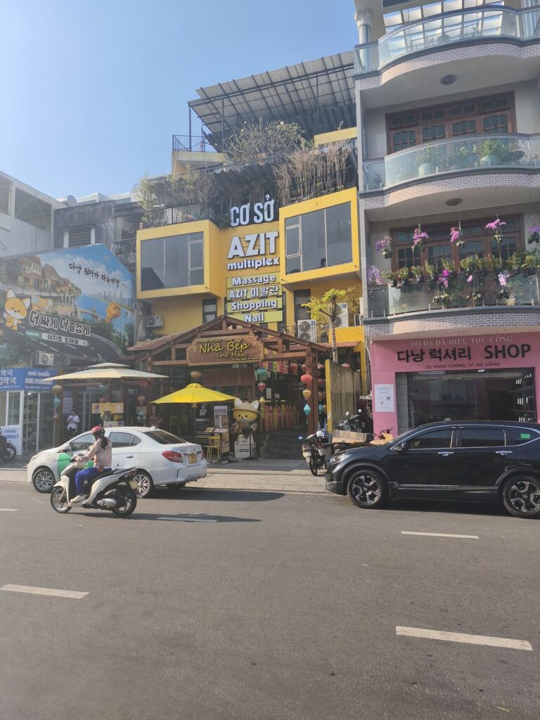 Street near Han River in Da Nang