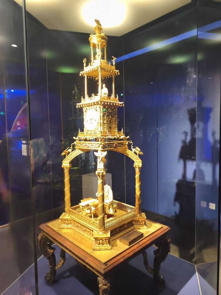 Golden clock at Palace Museum