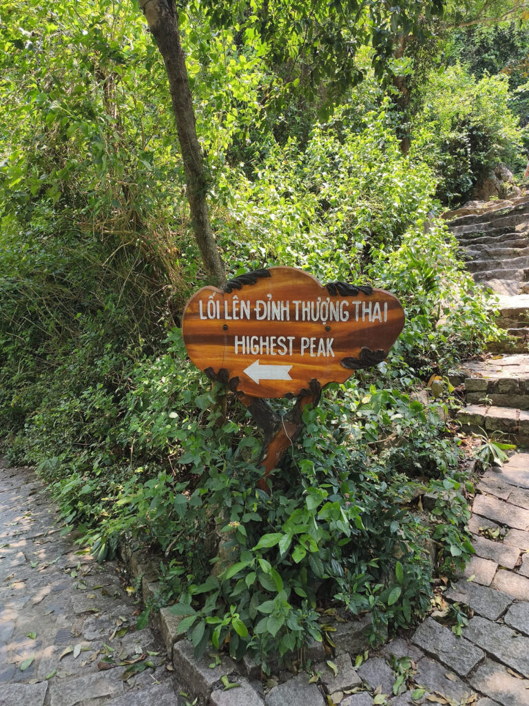 Sign for path to highest peak