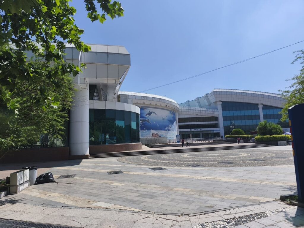 Aquarium at Beijing Zoo