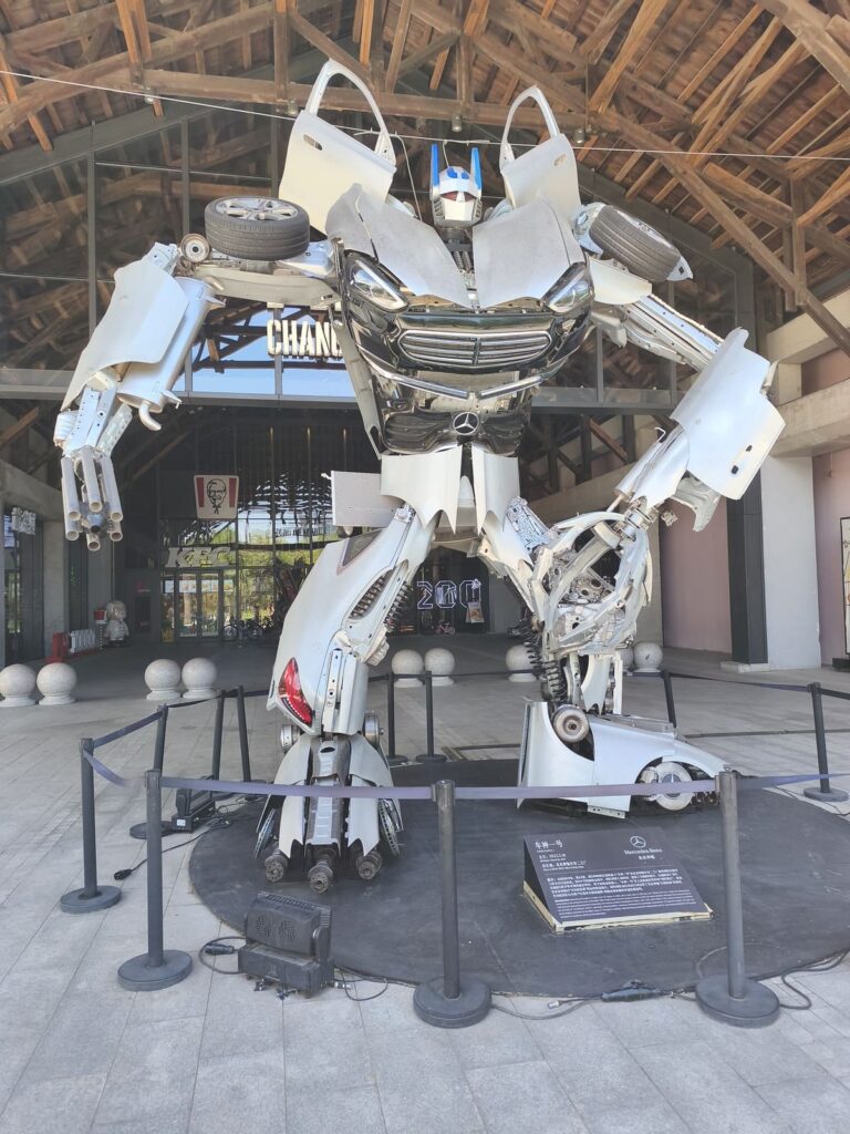Large robot figure at Pizza Hut Entrance